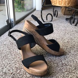 UGG Elena Wedges